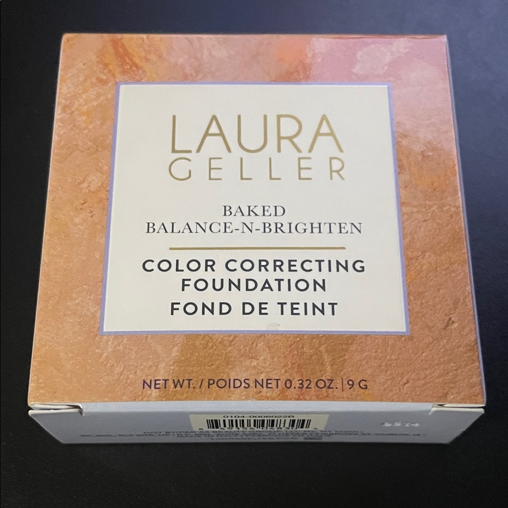 Laura Geller Baked Balance-N-Brighten Foundation FAIR